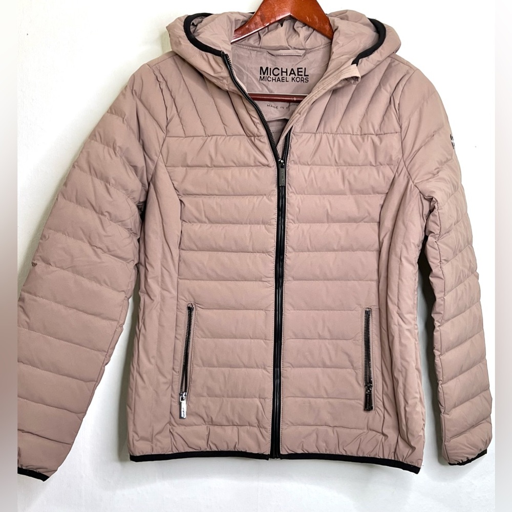 Michael Kors Ultra light Weight Down Filled jacket Sz. M